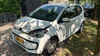 Volkswagen Up! 1.0 move up! BlueMotion picture 2