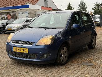 skadebil auto Ford Fiesta 1.3 8v Futura . AIRCO | 5 DEURS | 2007/6