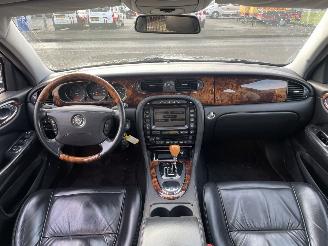 Jaguar Xj-8 2.7D V6 Sovereign picture 16