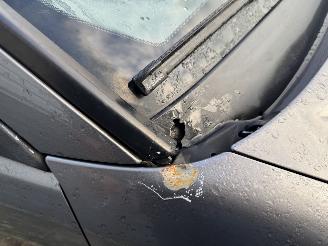 Honda Civic 2 DR 1.7i LS picture 7