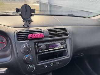 Honda Civic 2 DR 1.7i LS picture 11