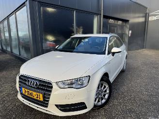škoda osobní automobily Audi A3 1.4 TFSI PRO LINE PLUS G-tron 2014/10