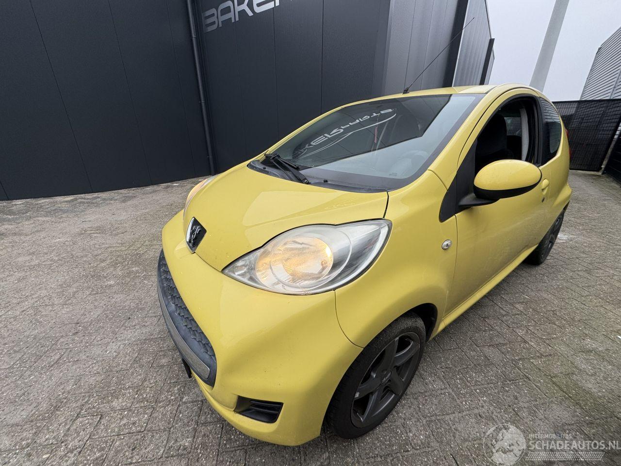 Peugeot 107 1.0-12V XR