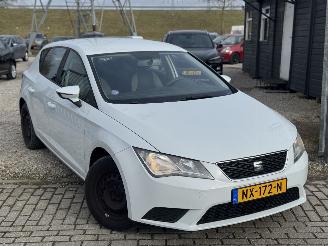 Schadeauto Seat Leon 1.2 TSI Enjoy 2013/9