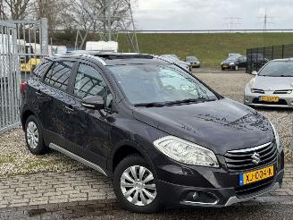 Schadeauto Suzuki SX4 SX4 S-Cross 1.6 2014/9