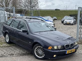 Auto incidentate BMW 5-serie 530D Touring 2001/5