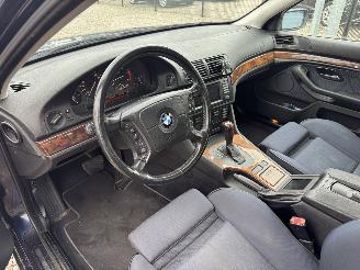 BMW 5-serie 530D Touring picture 11