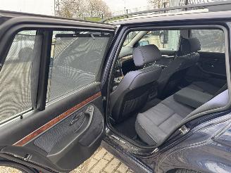 BMW 5-serie 530D Touring picture 17