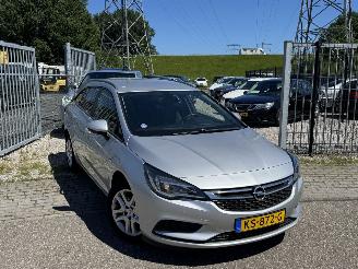 skadebil auto Opel Astra SPORTS TOURER 1.0 edition 2016/11