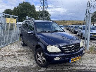 Avarii autoturisme Mercedes M-klasse grijs kenteken! 2003/9
