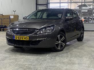 Peugeot 308 1.2 VTi Blue Lease picture 1