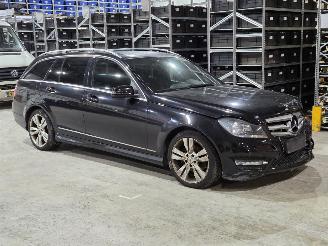 uszkodzony samochody osobowe Mercedes C-klasse C220 CDI AMG LINE Aut 2012/10