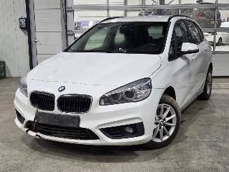 uszkodzony samochody osobowe BMW 2-serie 2-Reeks 2016 Active Tourer (F45) 2016/11
