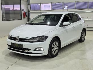 skadebil auto Volkswagen Polo Comfortline 2018/6