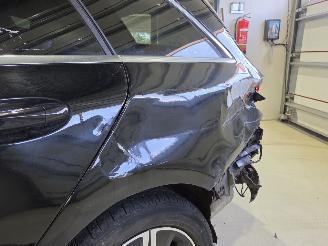 Mercedes C-klasse 200d LED PERFORMANCE AUTOMAAT picture 21