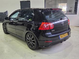 Volkswagen Golf GTI picture 5