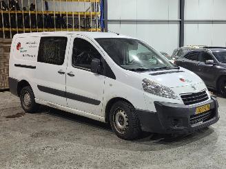 Unfallwagen Peugeot Expert 229 2.0 HDI L2H1 Profit+ 2013/2
