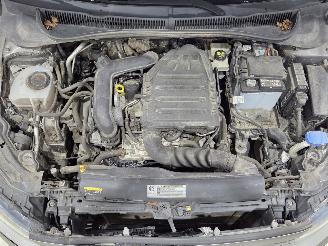 Volkswagen Polo highline picture 17