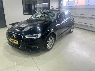 Damaged car Audi A3 SPORTBACK 2015/1
