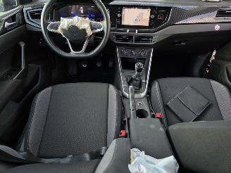 Volkswagen Polo 1.0 TSI Virtual Navi Led Acc Lane-Assist PDC Stoelverw. 70KW/95PK picture 12