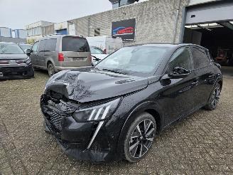 Unfallwagen Peugeot 208 GT-Line Automaat Led Keyless Camera Navi Drive-Mode Leder Sfeerverl. 96KW/130PK 2020/6