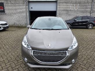 Peugeot 208 1.2 Allure Pano Climatronic MultiMedia Led Pdc CruiseControl 60KW / 82PK picture 7