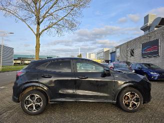 Damaged car Ford Puma Facelift ST-Line Automaat Virtual Keyless Camera Led Acc Lane-Assist 92KW/125PK 2024/6