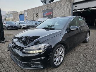 Avarii autoturisme Volkswagen Golf 1.5 TSI DSG Camera Keyless Navi Led Acc Ecc Coming-Home 110KW/150PK 2020/5