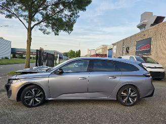 Voiture accidenté Peugeot 308 Allure Automaat Virtual Keyless Camera Navi Led 96KW / 131PK 2023/12