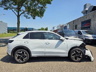 Volkswagen T-Roc R-Line 1.5eTSI IQ-Light Drive-Mode Camera Virtual Keyless Sfeerverl. Trekhaak 110KW/150PK picture 2