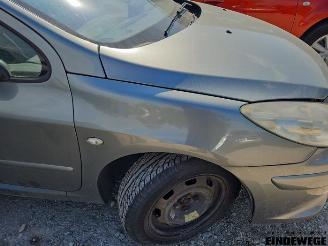 Peugeot 307 307 SW (3H), Combi, 2002 / 2008 1.6 HDiF 110 16V picture 15