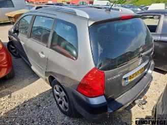 Peugeot 307 307 SW (3H), Combi, 2002 / 2008 1.6 HDiF 110 16V picture 4