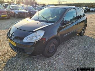 rozbiórka samochody osobowe Renault Clio Clio III (BR/CR), Hatchback, 2005 / 2014 1.4 16V 2006/5
