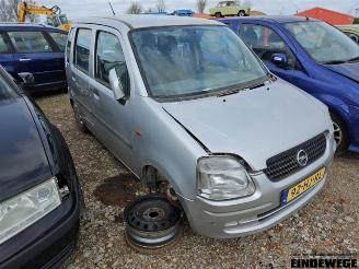 krockskadad bil auto Opel Agila Agila (A), MPV, 2000 / 2007 1.2 16V 2001/7