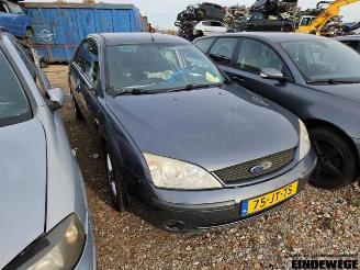 Vrakbiler auto Ford Mondeo Mondeo III, Hatchback, 2000 / 2007 2.0 16V 2002/8