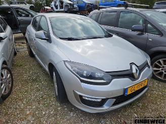 Vrakbiler auto Renault Mégane Megane III Berline (BZ), Hatchback 5-drs, 2008 / 2017 1.2 16V TCE 115 2014/5