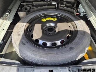 Jaguar F-Pace F-Pace, SUV, 2015 / 2025 2.0 Turbo 16V AWD picture 25