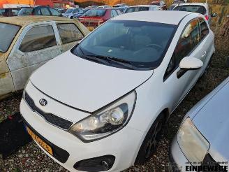 Auto da rottamare Kia Rio Rio III (UB), Hatchback, 2011 / 2017 1.2 CVVT 16V 2013/1