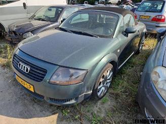 Dezmembrări autoturisme Audi TT TT Roadster (8N9), Cabrio, 1999 / 2007 1.8 20V Turbo 2001/12