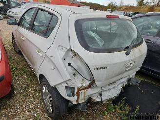 Hyundai I-20 i20, Hatchback, 2008 / 2015 1.1 CRDi VGT 12V picture 3