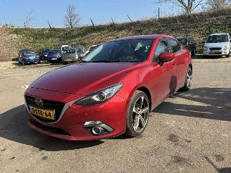 skadebil auto Mazda 3 2.2D Skylease+ 2014/1