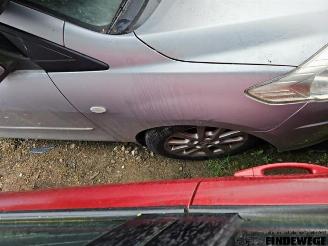 Mazda 5 5 (CR19), MPV, 2004 / 2010 2.0i 16V picture 8