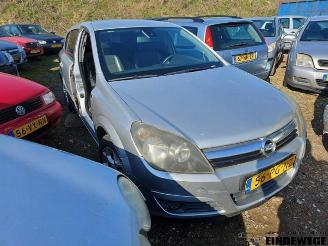 Vrakbiler auto Opel Astra Astra H (L48), Hatchback 5-drs, 2004 / 2014 1.8 16V 2004/6