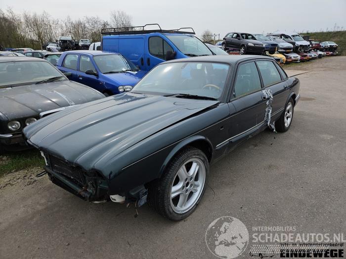 Jaguar XJR XJR, Sedan, 1994 / 2003 4.0 V8 32V Supercharged