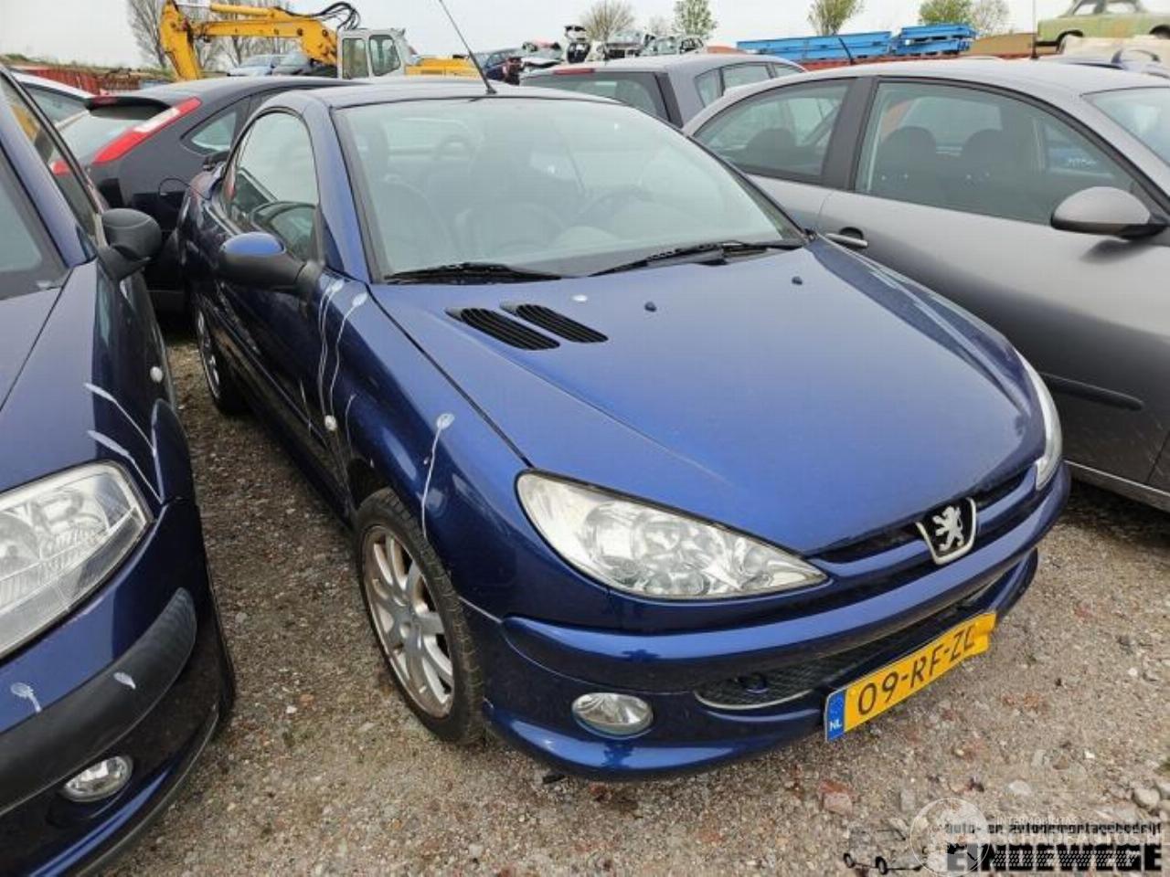 Peugeot 206 206 CC (2D), Cabrio, 2000 / 2007 1.6 16V