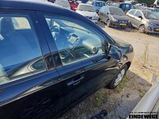 Kia Carens Carens III (FG), MPV, 2006 / 2013 2.0i CVVT 16V picture 13