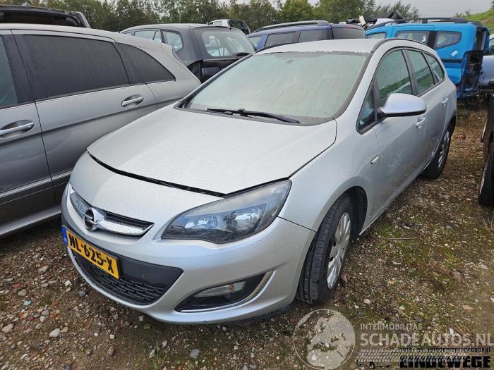 Opel Astra Astra J Sports Tourer (PD8/PE8/PF8), Combi, 2010 / 2015 1.7 CDTi 16V