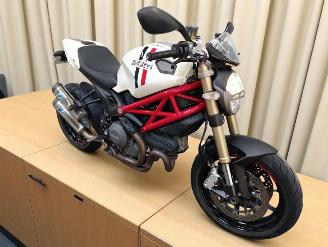 Ducati Monster 1100  picture 19