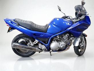 uszkodzony motocykle Yamaha XJ 900 DIVERSION 1997/10