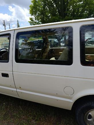 Chrysler Voyager 2 2.5i-8V picture 21